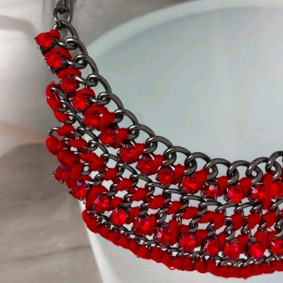 Statement necklace - Picture 2 of 3